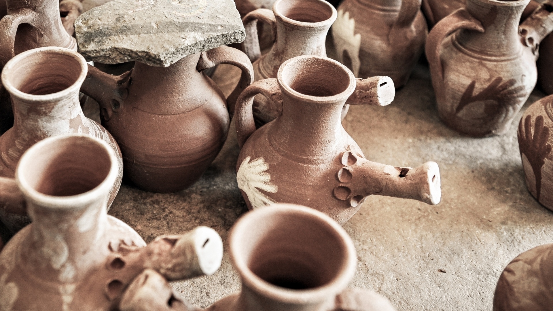 Discovering Cretan local art and handicrafts